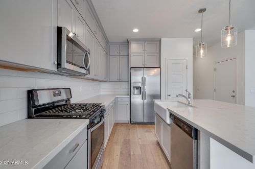 4716 Tremaine Ave, Gilbert AZ  85234 exterior