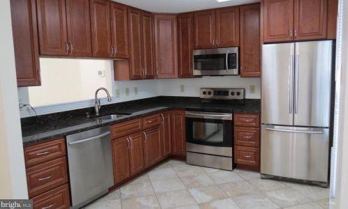 3941 Elite St, Bowie, MD 20716-3370