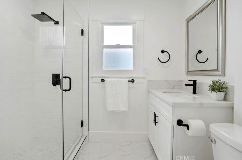 307 Fernando St, Newport Beach CA  92661-1236 exterior