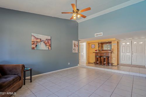 6538 Turquoise Ave, Glendale, AZ 85302-1033
