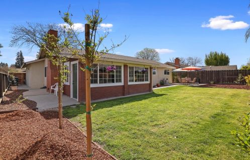 613 Mayflower St, Modesto CA  95356-1411 exterior