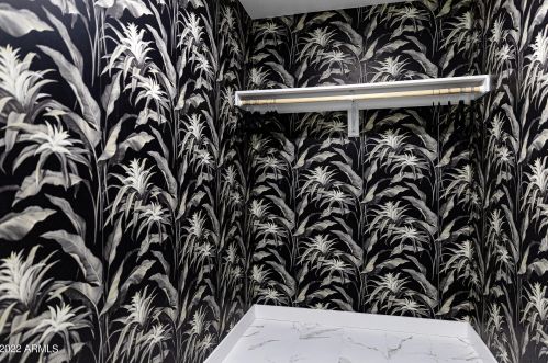 2044 71, Scottsdale AZ 85257-1323 exterior