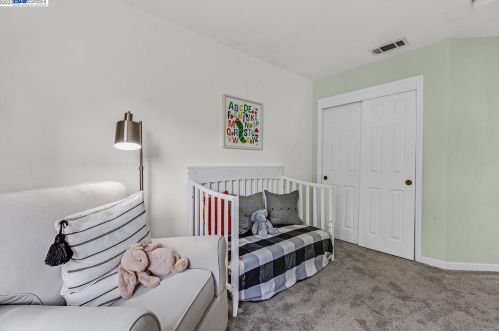 3308 Smoketree Commons Dr, Pleasanton CA  94566-7959 exterior