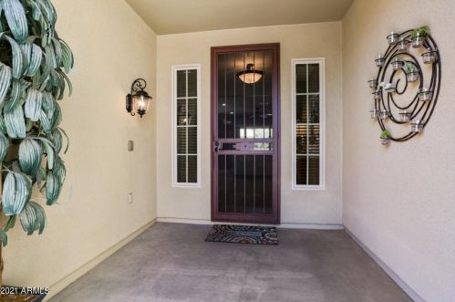 22618 Las Positas Dr, Sun City, AZ 85375-6855