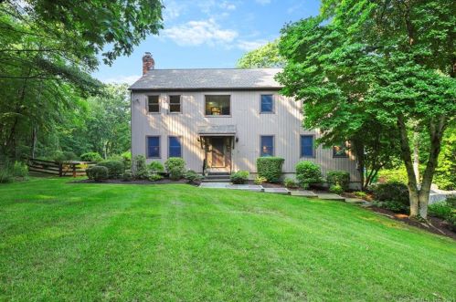 98 Scott Ridge Rd, Ridgefield, CT 06877-2336