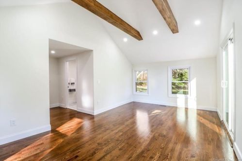 214 Berkshire Rd, Sandy Hook CT  06482-1548 exterior