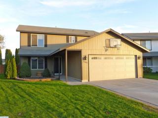 5003 Marlin Ln, Pasco, WA 99301-7815