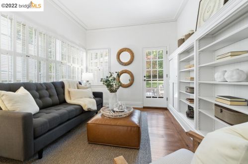 35 Craig Ave, Oakland CA  94611-3701 exterior