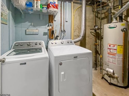 13 Mourning Dove Ct, Hackettstown NJ  07840-3211 exterior