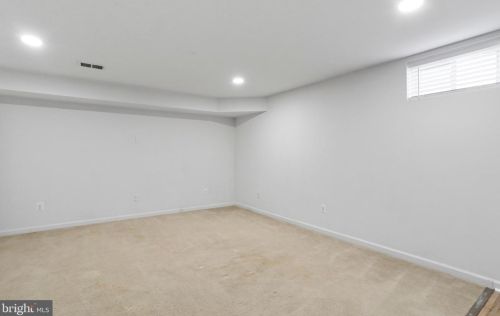 129 Bouldin Rd, Charles Town WV  25414-5586 exterior