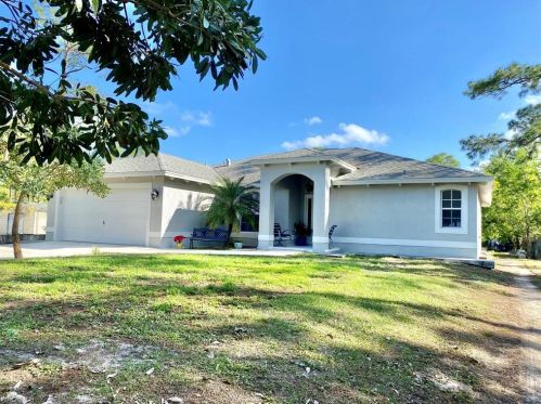4940 40th St, Naples, FL 34120-3282