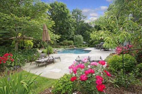 312 Ridgefield Rd, Wilton CT  06897-2329 exterior