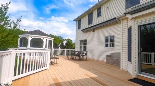 3 Countryside Rd, East Amwell Township NJ  08551-2050 exterior