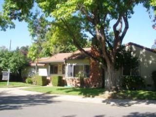 274 36th Way, Sacramento, CA 95819-1942