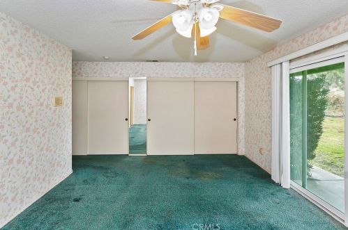 5576 Inner Circle Dr, Riverside CA  92506-3617 exterior