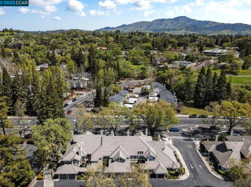 9 Danville Oak Pl, Danville, CA 94526-2419
