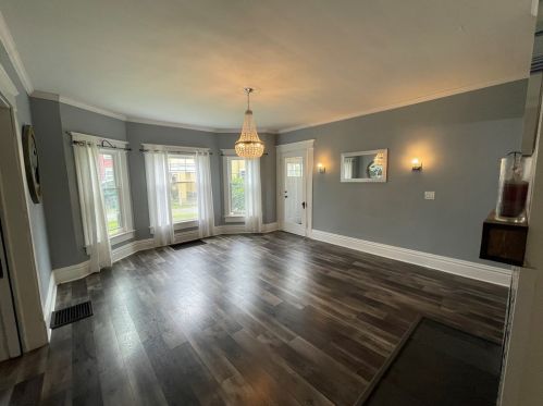 311 10th St, Franklin PA  16323-1150 exterior