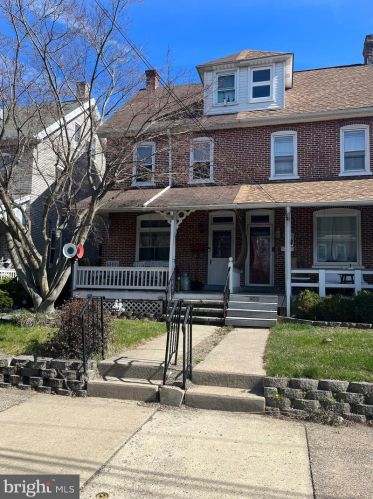407 York Ave, Lansdale, PA 19446-3517