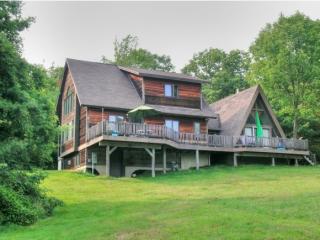 295 Bradley Ln, Saint George, VT 05495-7008