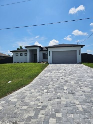 1506 12th Pl, Cape Coral, FL 33909-1465
