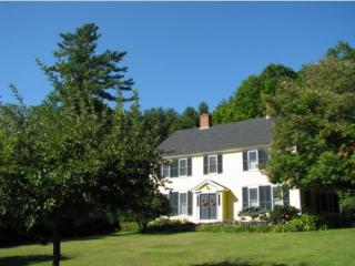 14 South Rd, Hopkinton, NH 03229-2111