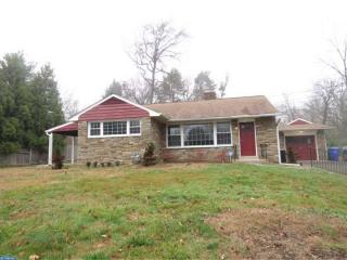225 Barker Rd, Wyncote, PA 19095-1715
