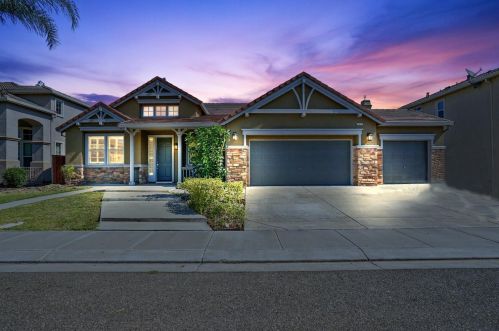 2519 Clayridge Ct, Riverbank, CA 95367-9400
