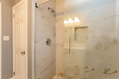 112 Birch St, Waterbury CT  06704-3808 exterior