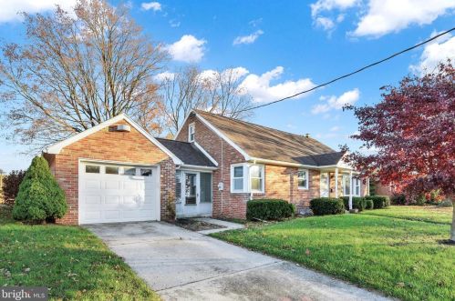259 Main St, Mount Wolf, PA 17347-9537