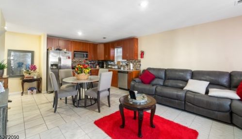 22 Godwin Ave, Paterson NJ  07501-1601 exterior