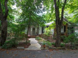 2509 Little River Rd, Hendersonville, NC 28739-8373