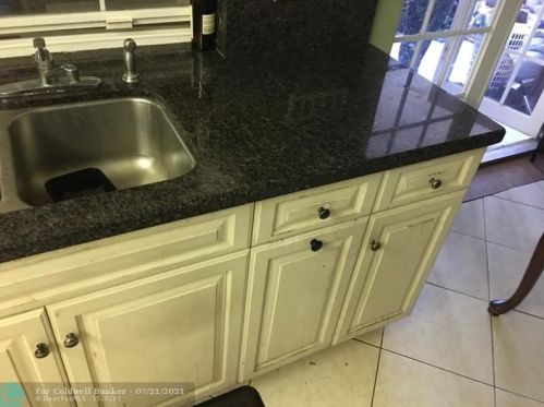 743 Bonnie Ln, West Palm Beach, FL 33415-3957