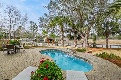 3540 Henrietta Hartford Rd, Mount Pleasant SC  29466-7003 exterior