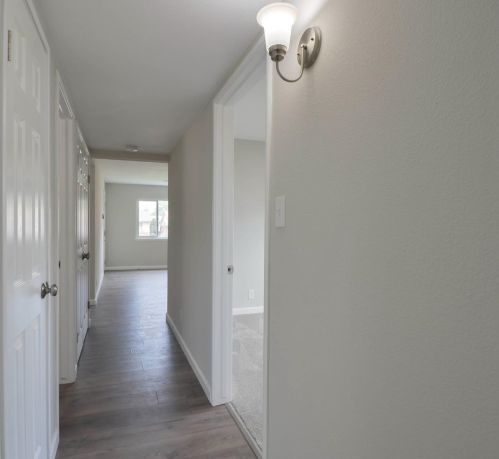 2020 Tokay Ave, Turlock CA  95380-4345 exterior