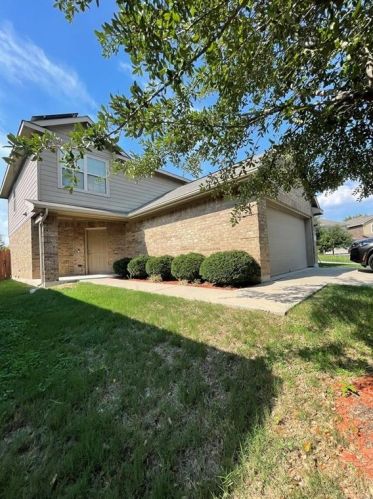6920 Crestone Rd, Austin, TX 78744-1790