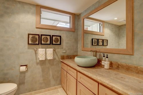 2475 Jackson St, Denver CO 80210-5638 exterior