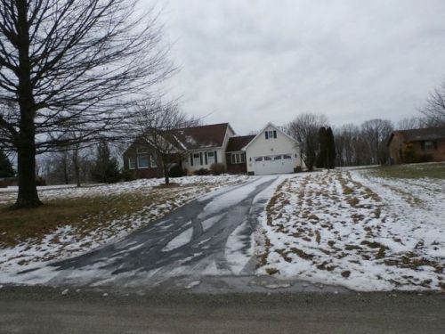 181 Roskovensky Rd, Latrobe, PA 15650-5488