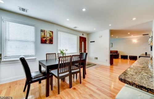 15 5th Ave, Manville NJ  08835-1321 exterior