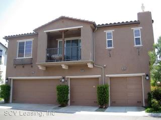 19545 Laroda Ln, Santa Clarita CA  91350-3236 exterior
