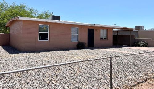 4815 36 Dr, Phoenix AZ 85053-3833 exterior