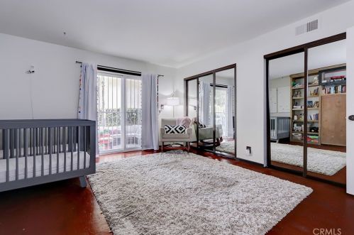 220 Beryl St, Redondo Beach CA  90277-2111 exterior
