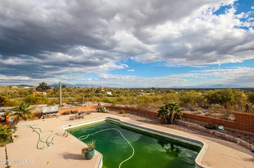 5320 Calle Ladero, Tucson, AZ 85718-4920