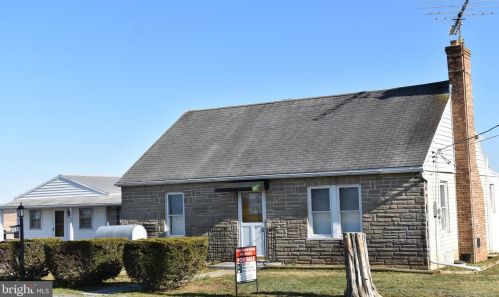 6688 Bino Rd, Upton, PA 17225-9333