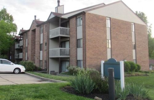 62 View Terrace Dr, Newport KY  41071-3856 exterior