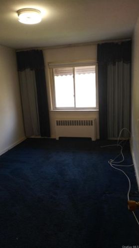 729 232nd St, Bronx NY  10466-4107 exterior