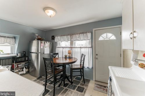 320 Delaware Ave, Lansdale PA 19446-3420 exterior