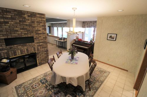 1316 16th St, Willmar MN  56201-2854 exterior