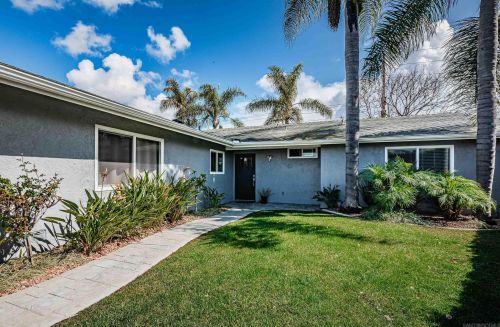 508 Dove Cir, Vista, CA 92083-3412