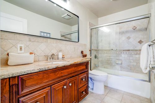 101 De Soto Way, San Bruno CA  94066-4719 exterior