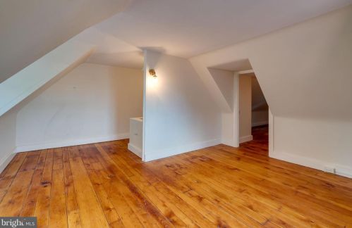 721 Orange St, Lancaster PA  17602-3118 exterior